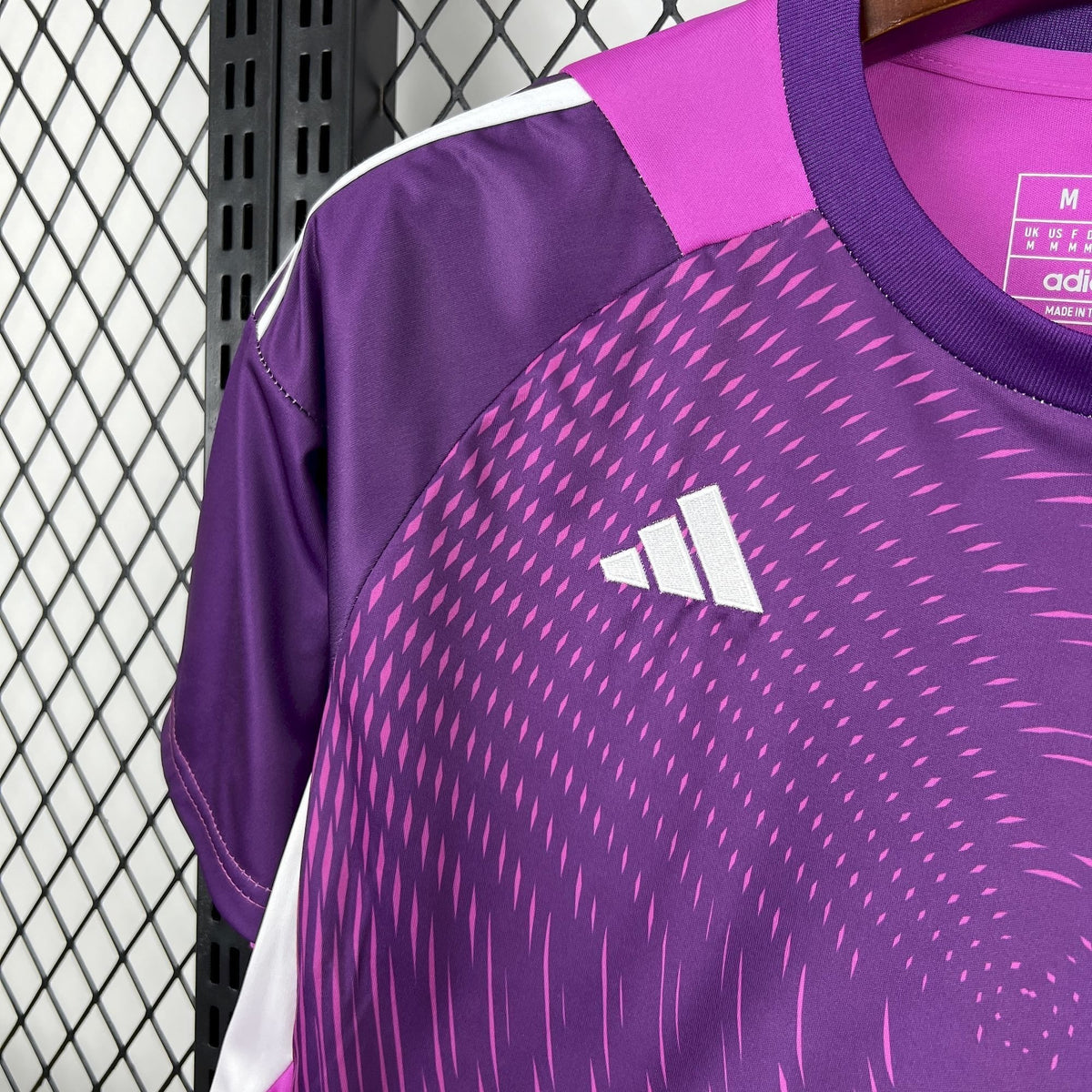 BAYER MUNICH JERSEY 25-26