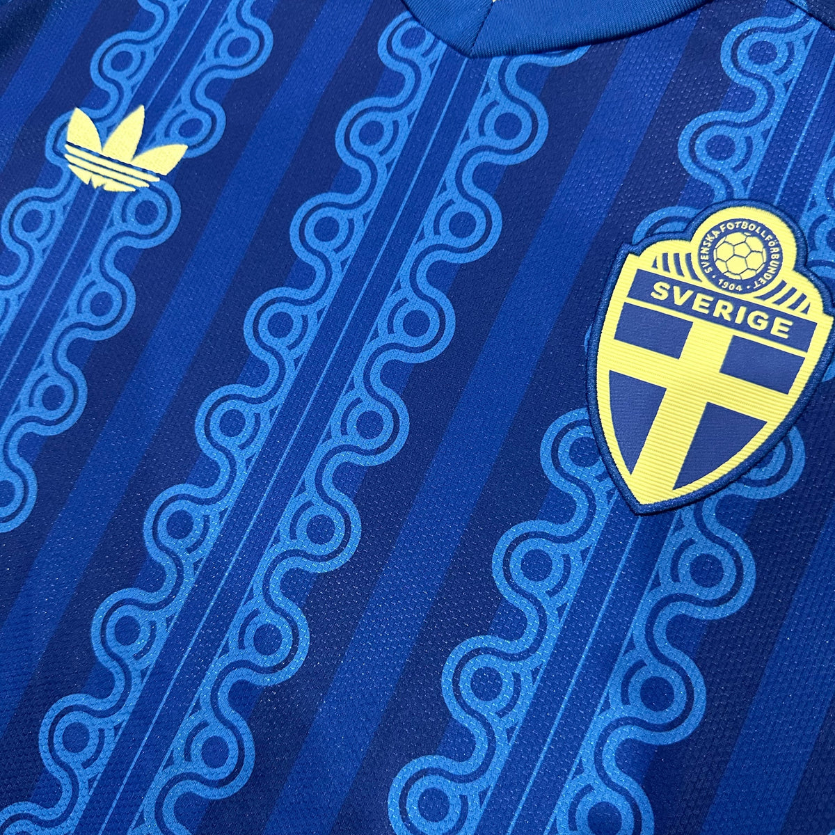 JERSEY SUECIA