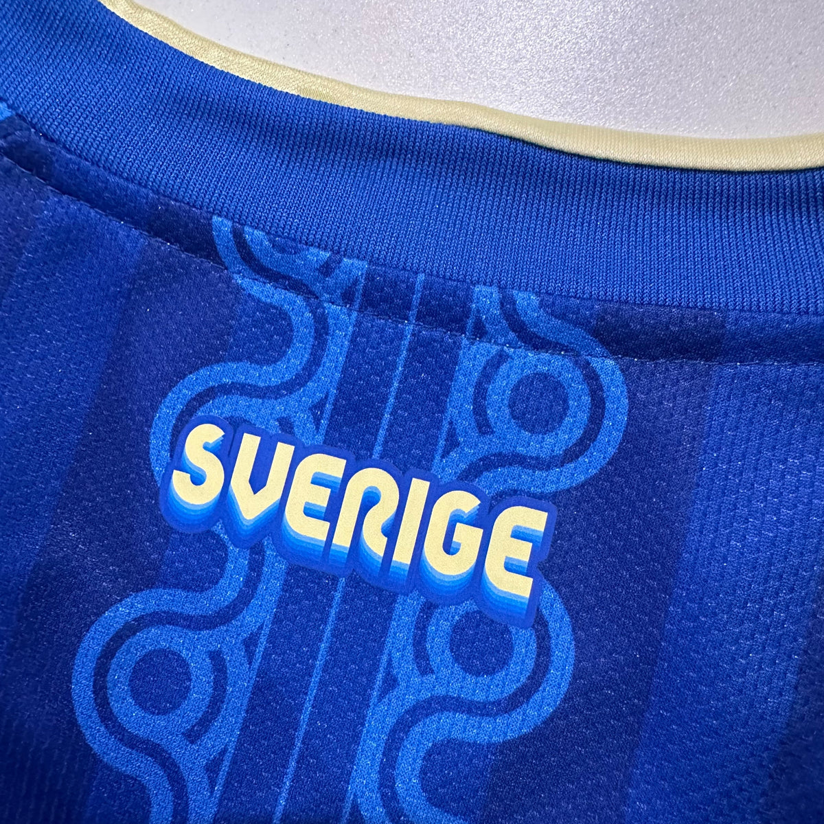 JERSEY SUECIA