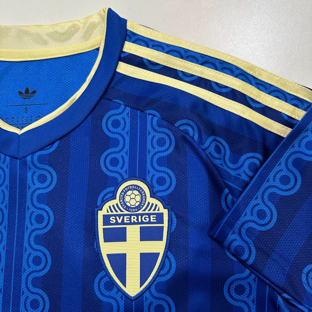 JERSEY SUECIA